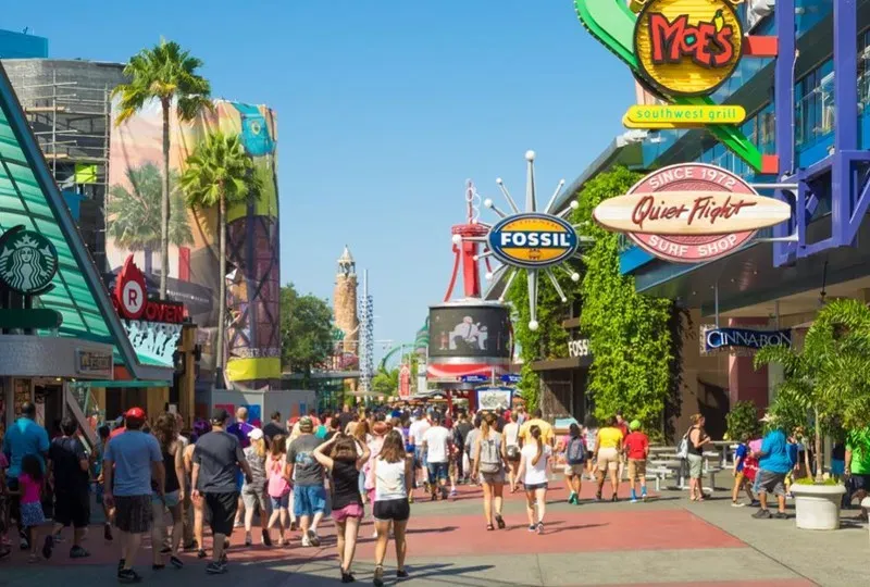 Universal-Disney Dream Studio 2 - The Enclave surrounding area
